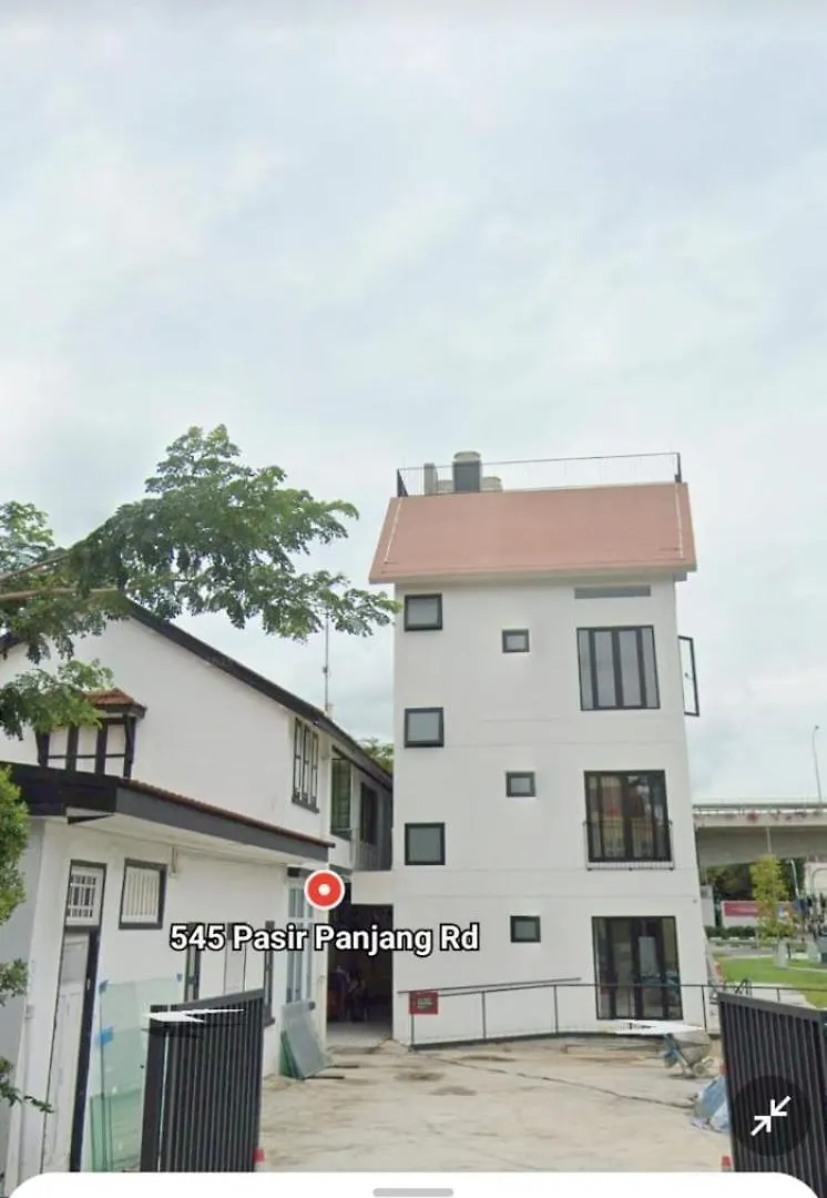 kontakty 545 Residences - Extended Stay Property-- Min 6 Nights